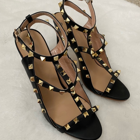 Valentino rockstud inspired pumps - Picture 2 of 5